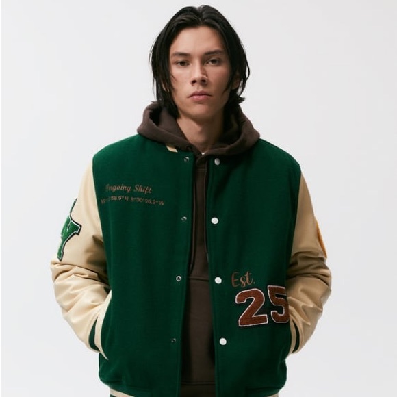 Zara patch Jacket. Size L - Picture 2 of 5